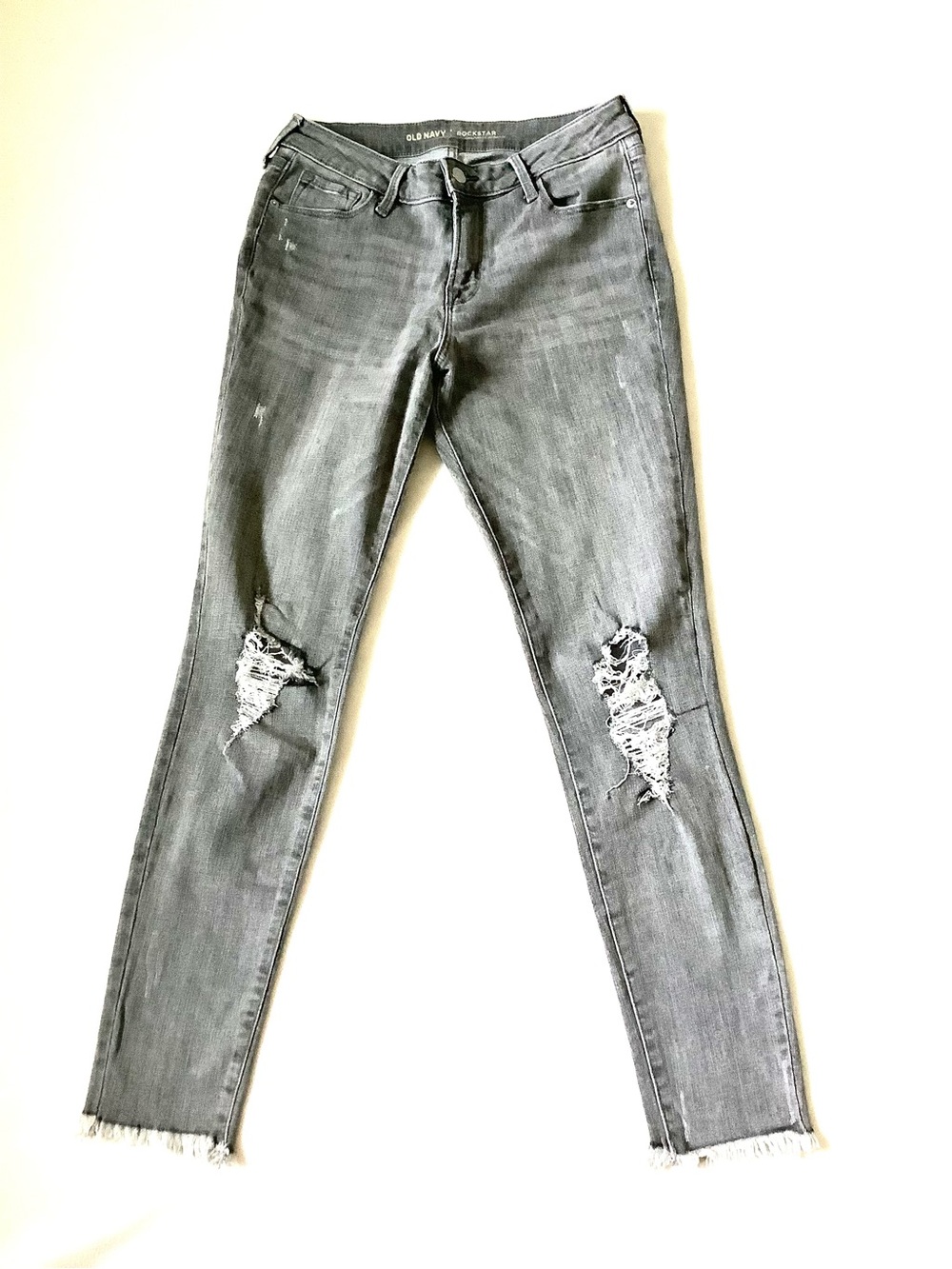Old Navy Rockstar Mid-Rise Gray Ripped Distressed Skinny Jeans Women’s Sz.4